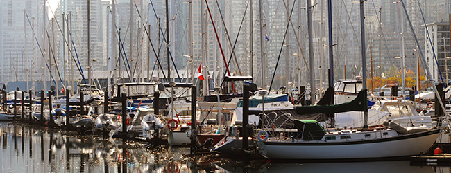 LISA-Sprachreisen-Englisch-Vancouver-Kanada-Hafen-Skyline-Boote-herbst-Indian-Summer-Freizeit-Sehenswuerdigkeiten